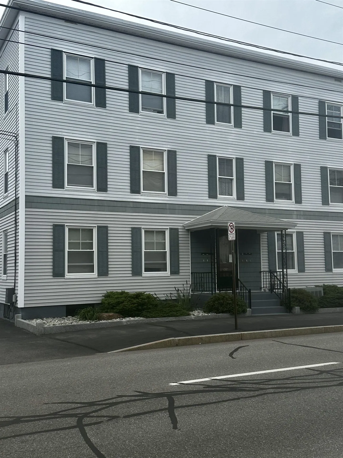 152 Maple Street Manchester NH 03103