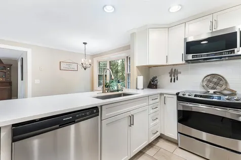 3 Kittridge Lane Merrimack NH 03054