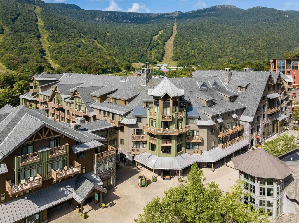 7412 Mountain Road Stowe VT 05672