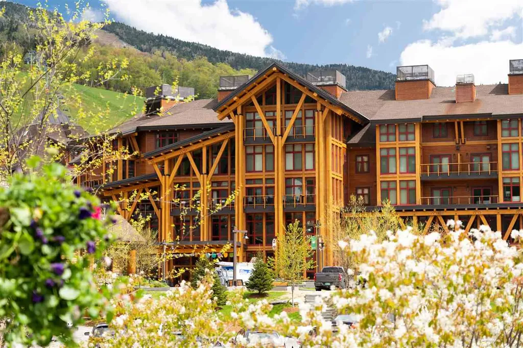 7412 Mountain Road Stowe VT 05672