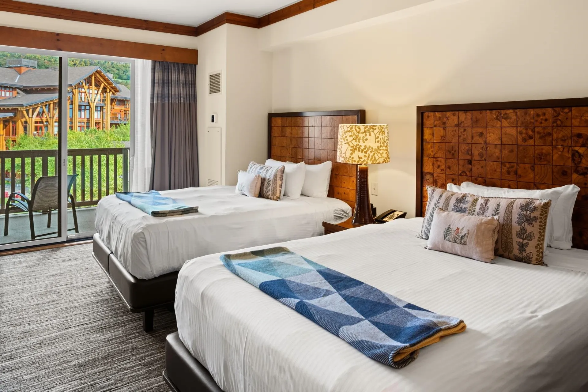 7412 Mountain Road Stowe VT 05672