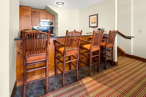 7412 Mountain Road Stowe VT 05672