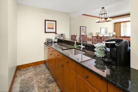 7412 Mountain Road Stowe VT 05672