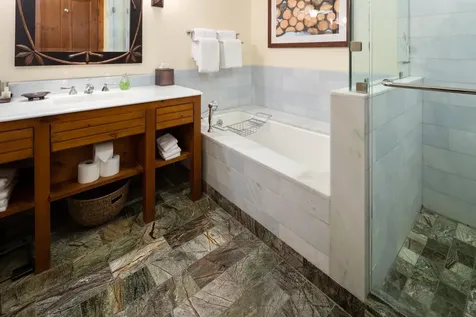 7412 Mountain Road Stowe VT 05672