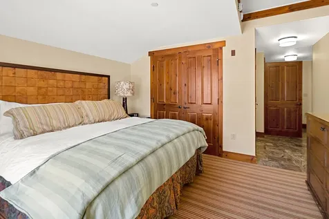 7412 Mountain Road Stowe VT 05672
