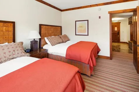 7412 Mountain Road Stowe VT 05672