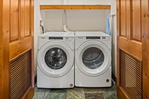 7412 Mountain Road Stowe VT 05672