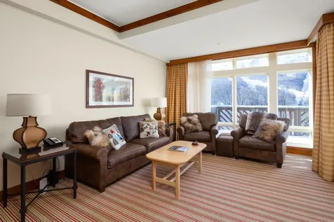 7412 Mountain Road Stowe VT 05672