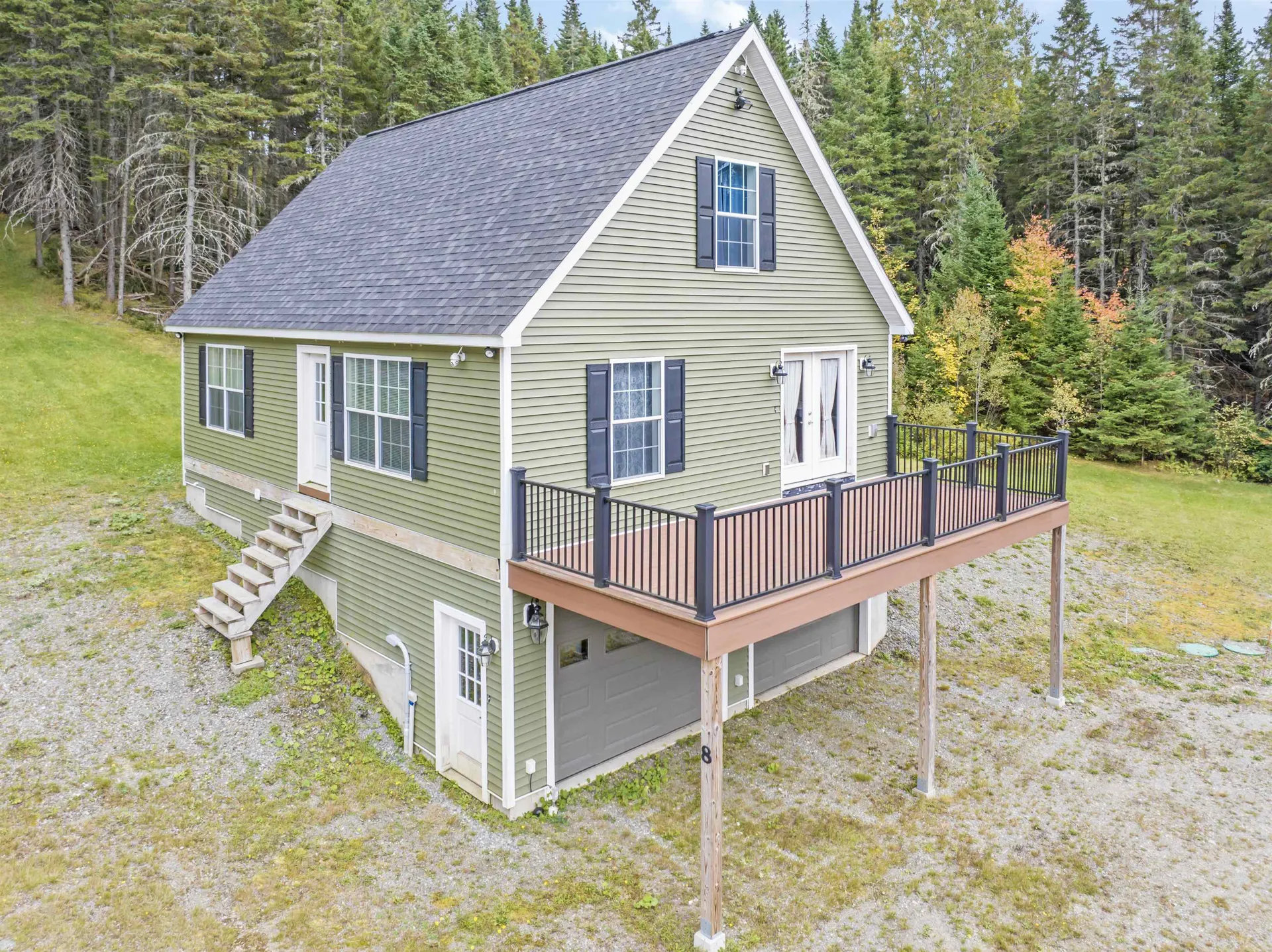 8 Fox Run Pittsburg NH 03592