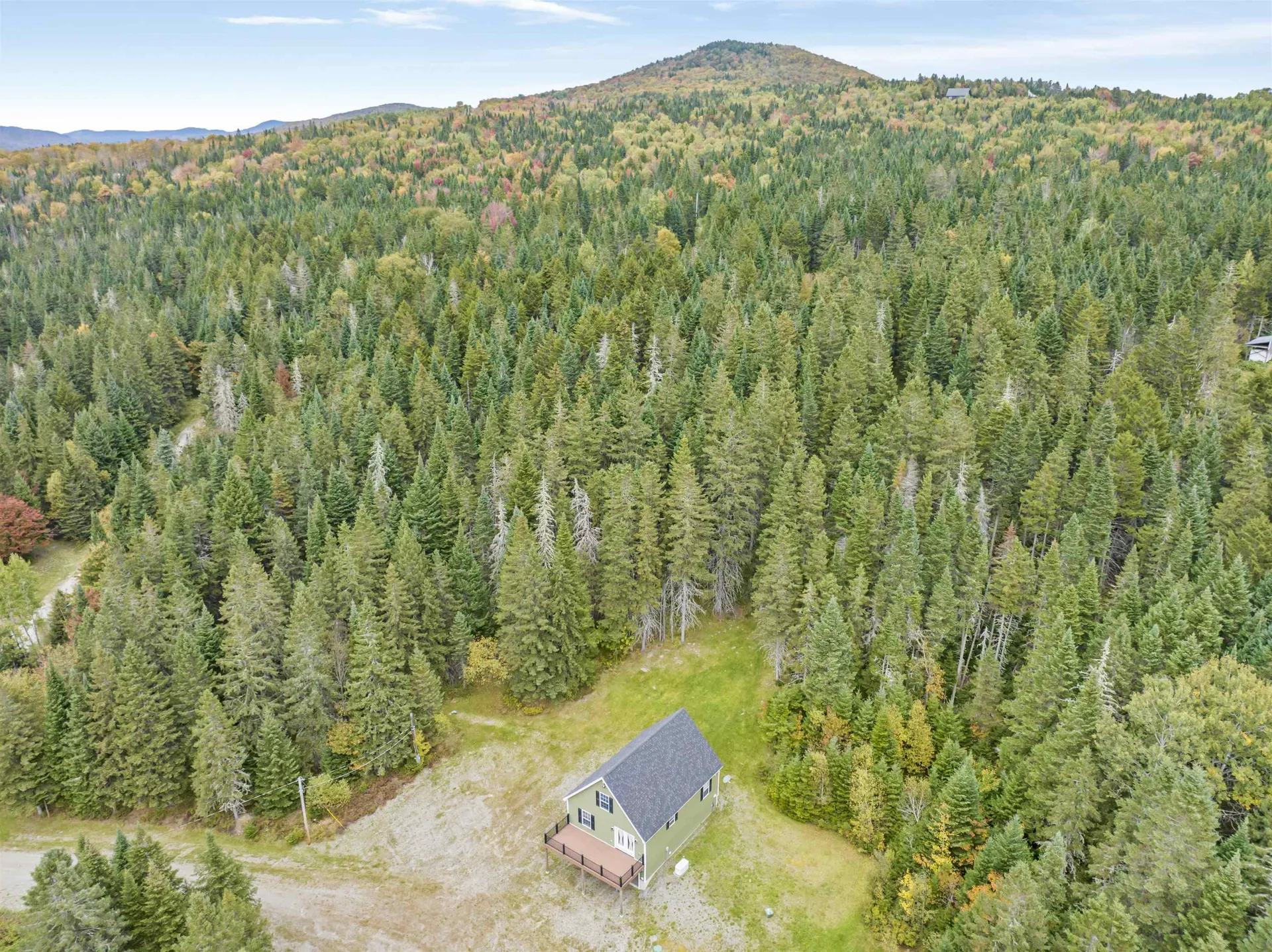 8 Fox Run Pittsburg NH 03592
