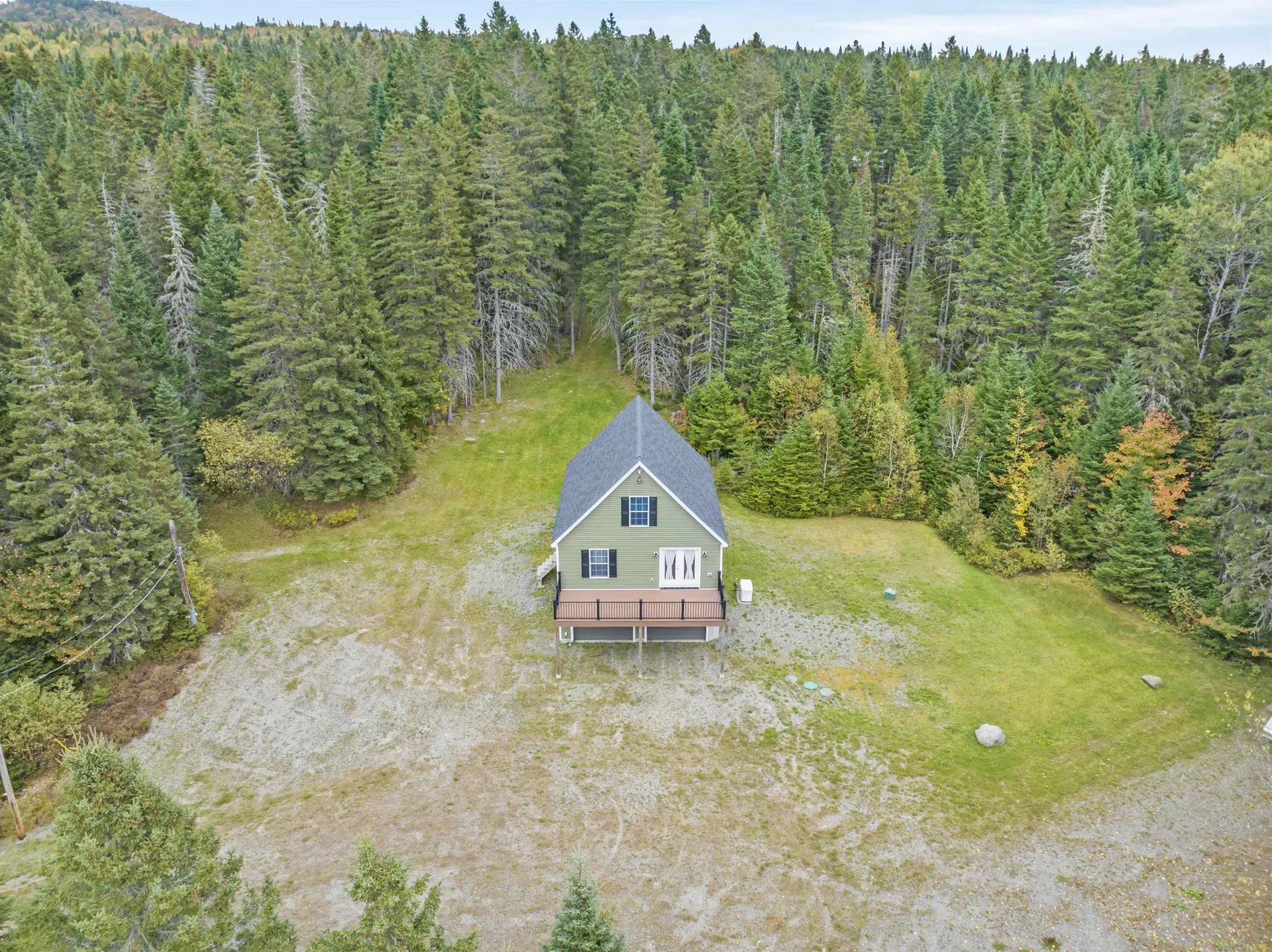 8 Fox Run Pittsburg NH 03592