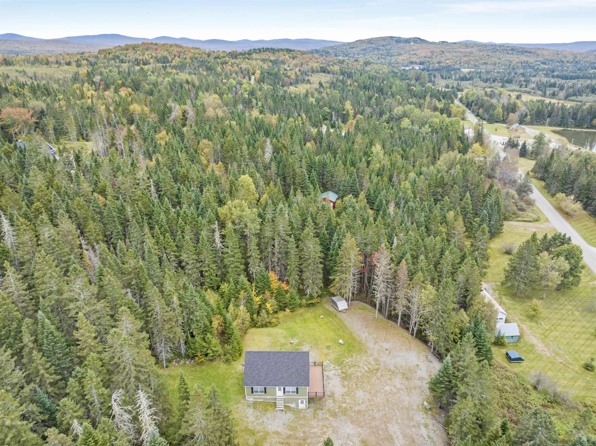 8 Fox Run Pittsburg NH 03592