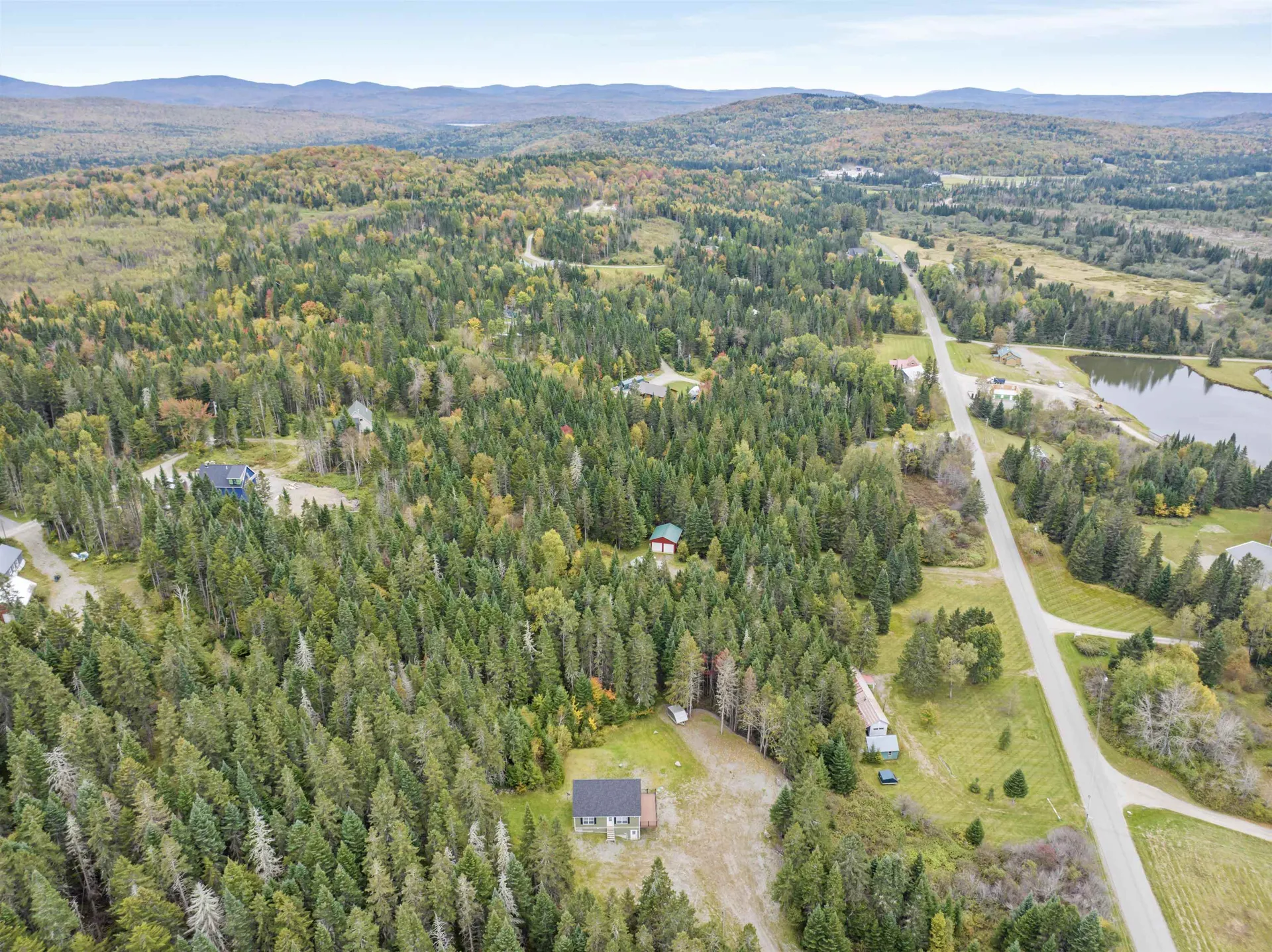 8 Fox Run Pittsburg NH 03592