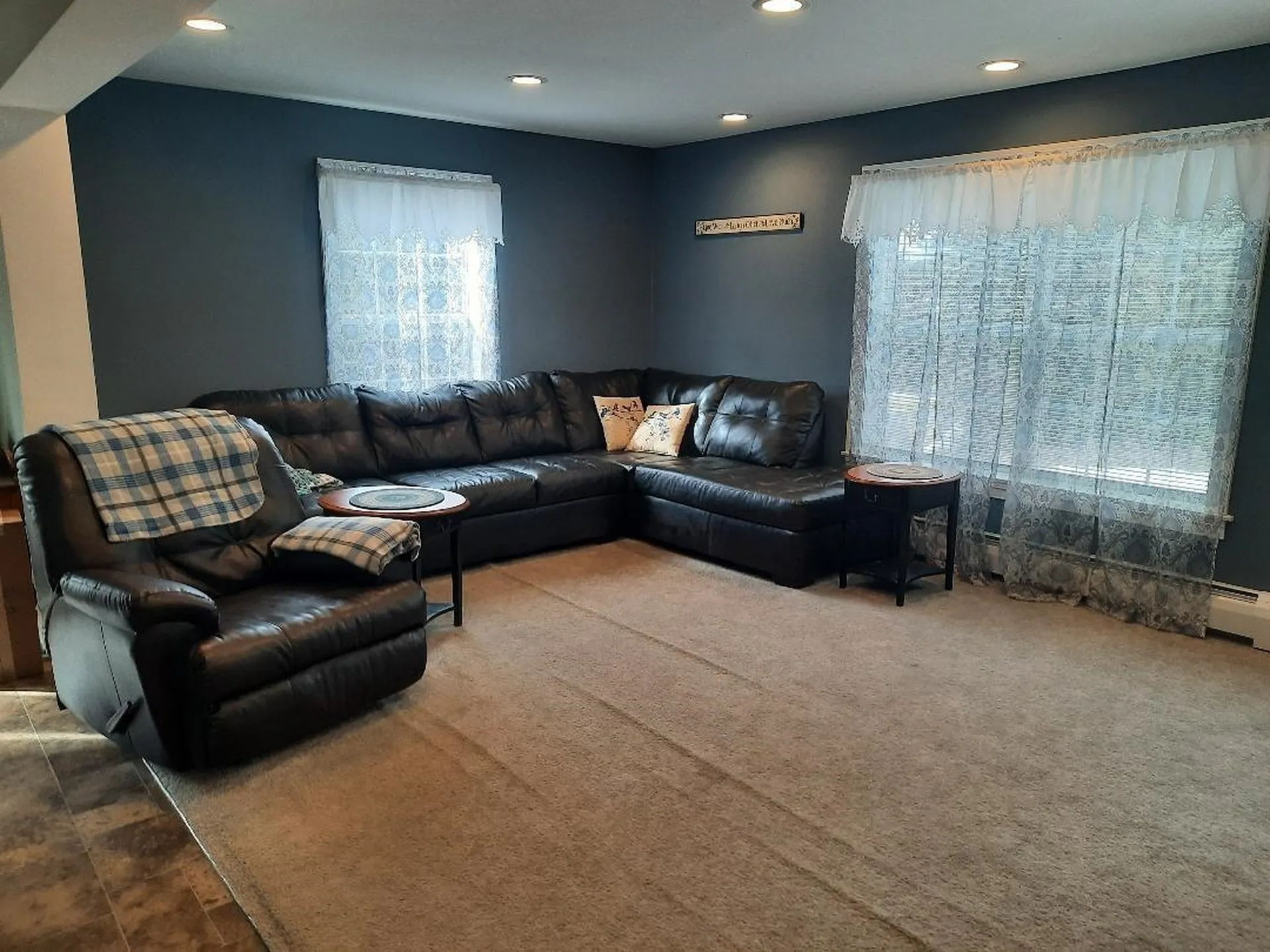 8 Fox Run Pittsburg NH 03592