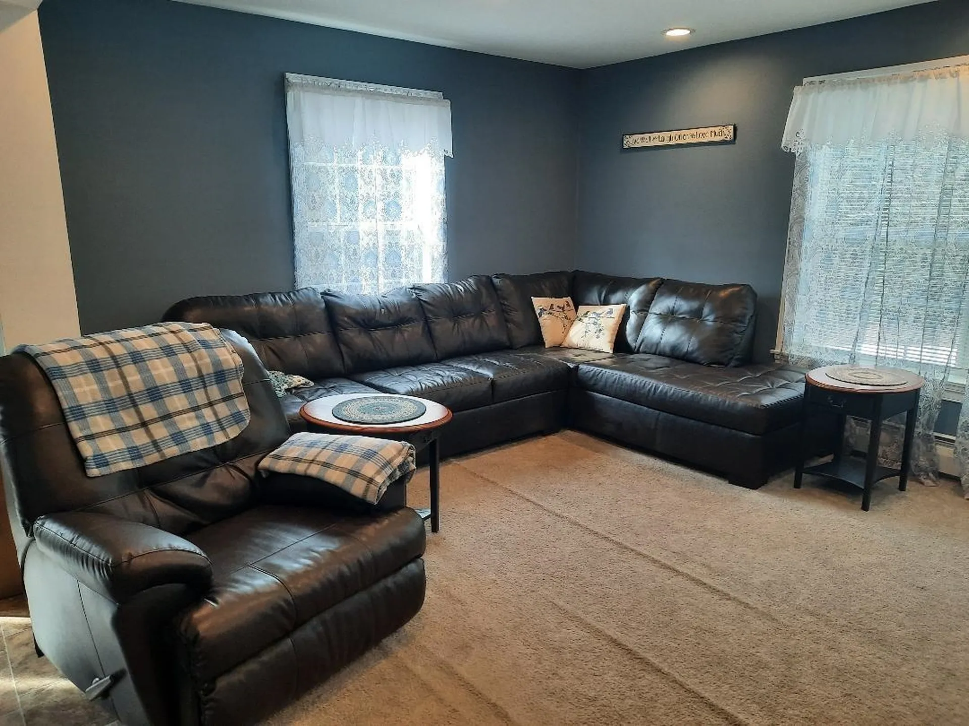8 Fox Run Pittsburg NH 03592