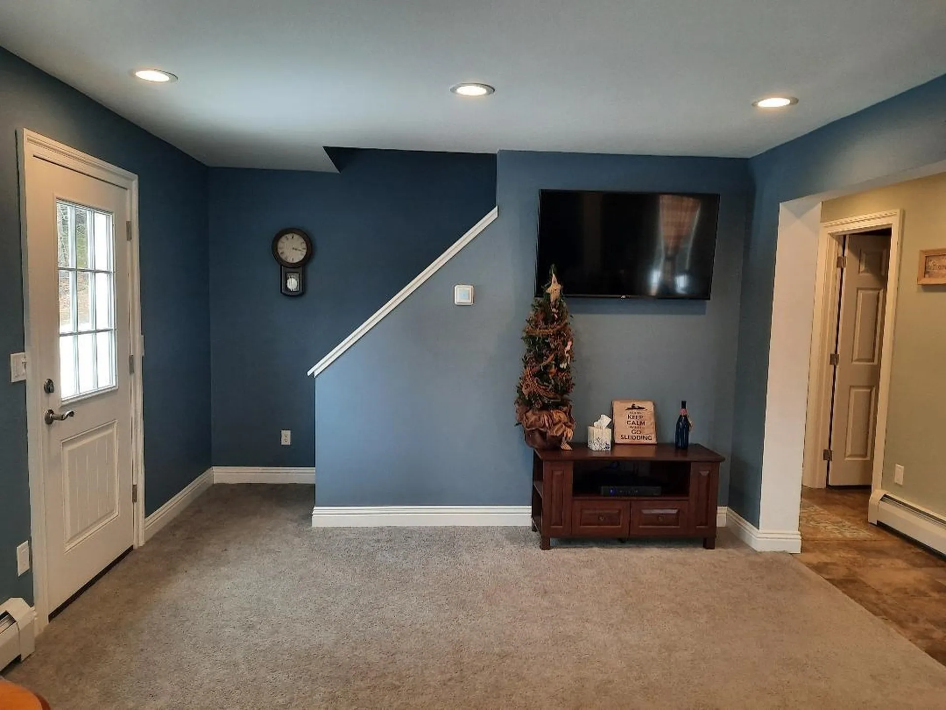 8 Fox Run Pittsburg NH 03592