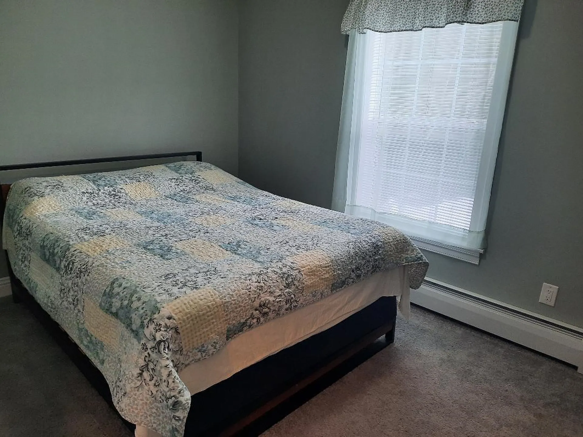8 Fox Run Pittsburg NH 03592