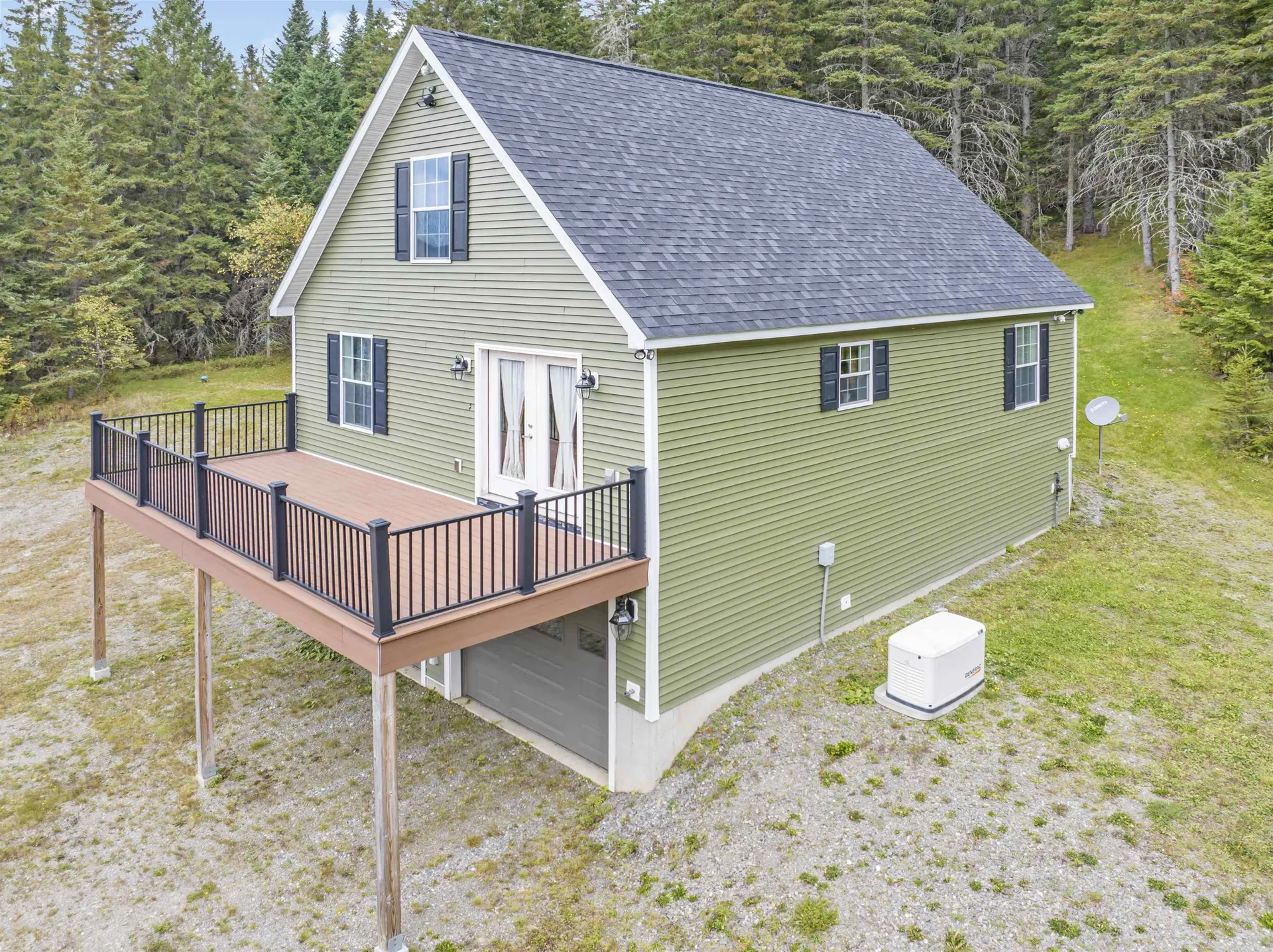 8 Fox Run Pittsburg NH 03592