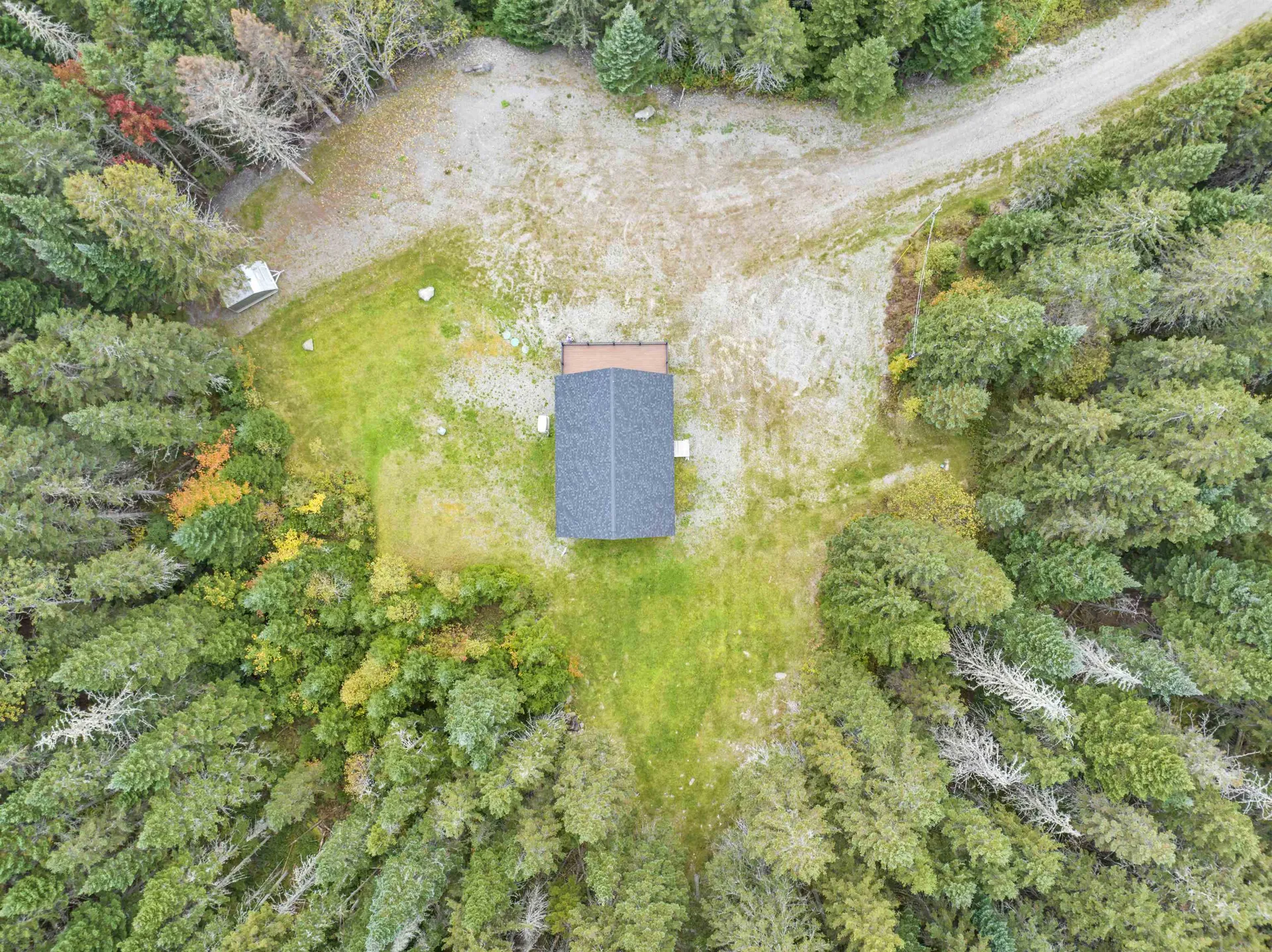 8 Fox Run Pittsburg NH 03592