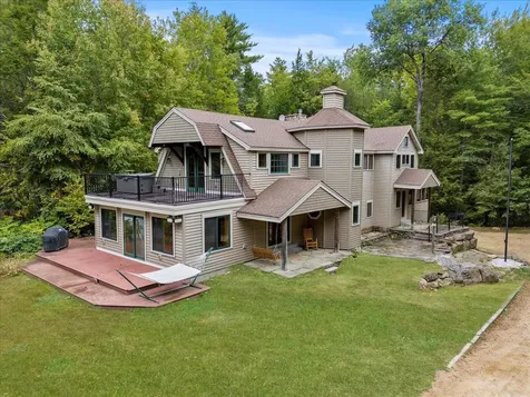 93 Coffeetown Road Deerfield NH 03037