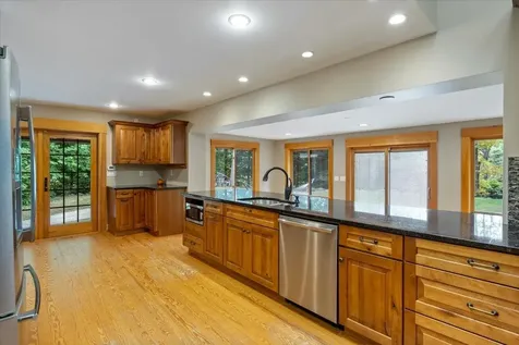 93 Coffeetown Road Deerfield NH 03037