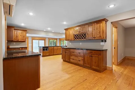 93 Coffeetown Road Deerfield NH 03037