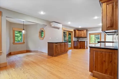 93 Coffeetown Road Deerfield NH 03037