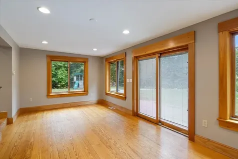 93 Coffeetown Road Deerfield NH 03037