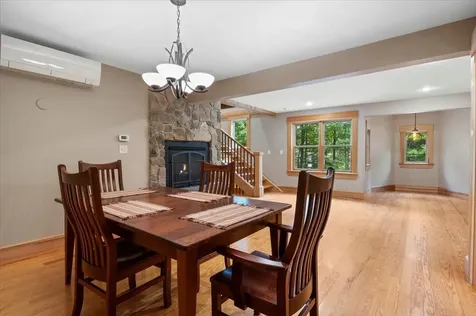 93 Coffeetown Road Deerfield NH 03037