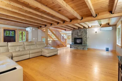 93 Coffeetown Road Deerfield NH 03037