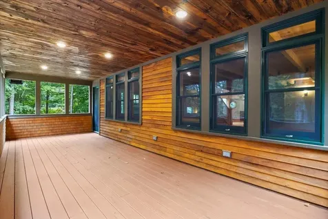 93 Coffeetown Road Deerfield NH 03037