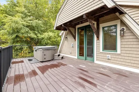 93 Coffeetown Road Deerfield NH 03037