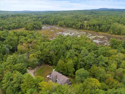 93 Coffeetown Road Deerfield NH 03037