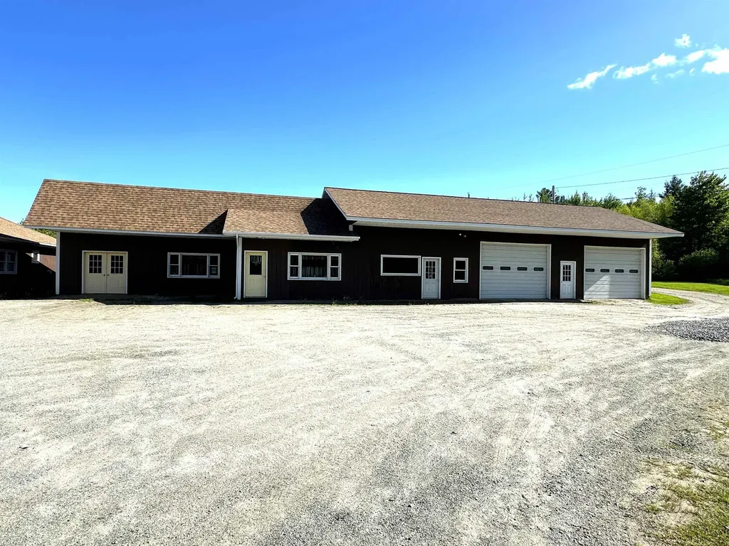 1778 Vt Route 105 Newport Town VT 05857