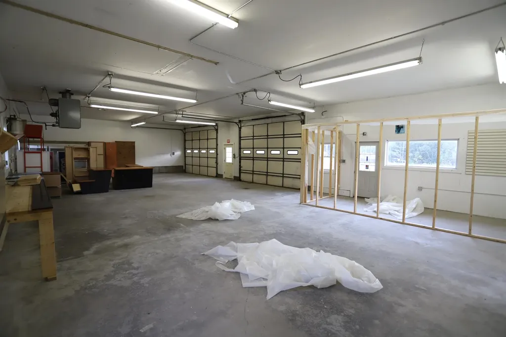 1778 Vt Route 105 Newport Town VT 05857