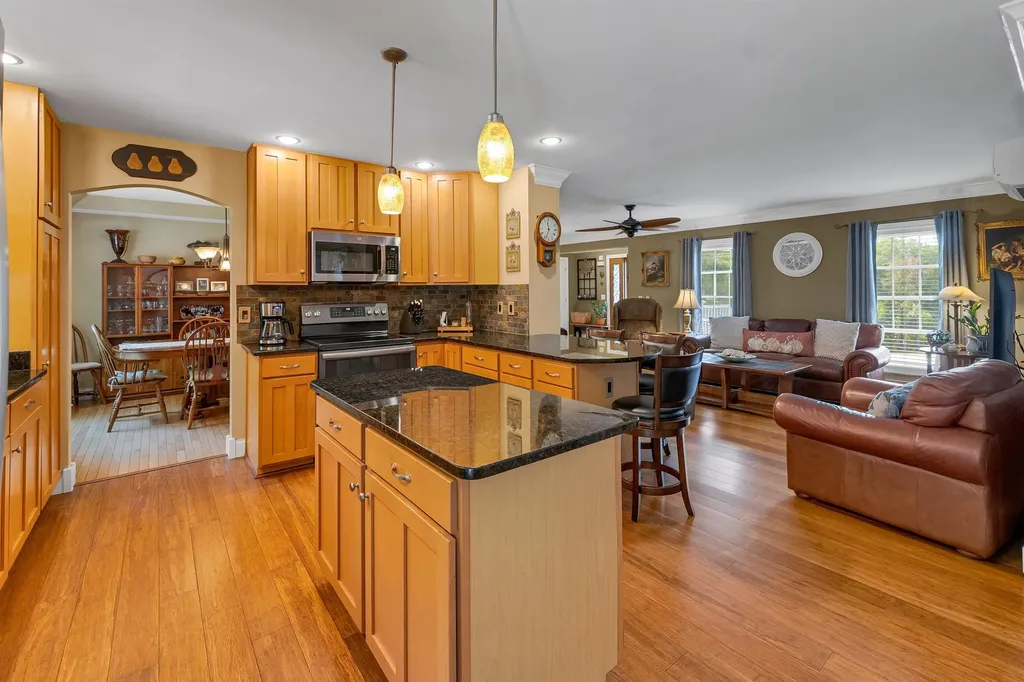 20 Ellis Farm Road Sanbornton NH 03269