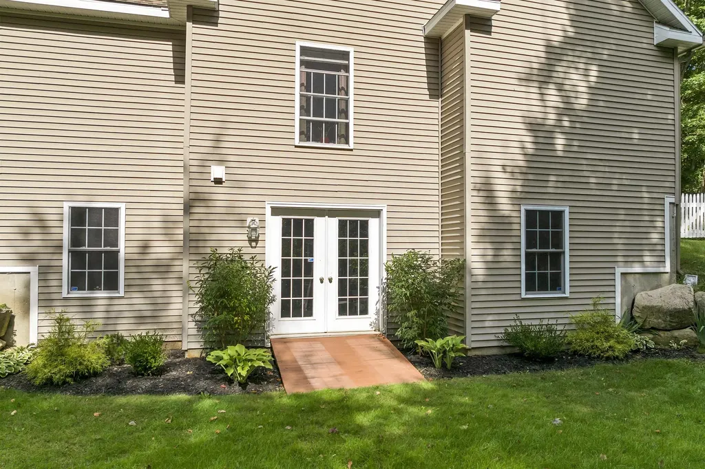 20 Ellis Farm Road Sanbornton NH 03269