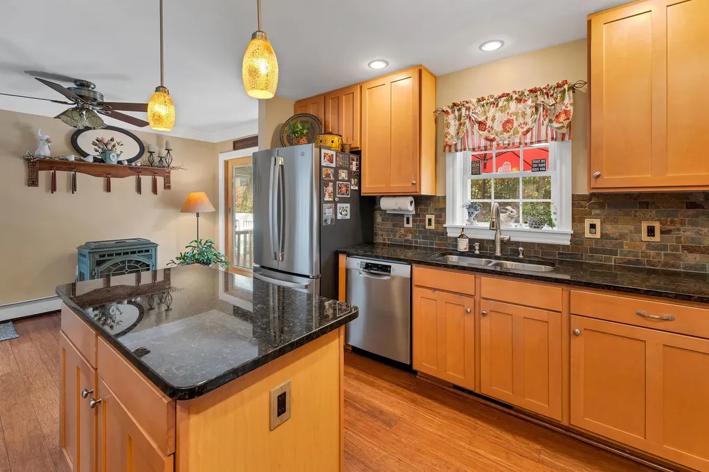 20 Ellis Farm Road Sanbornton NH 03269