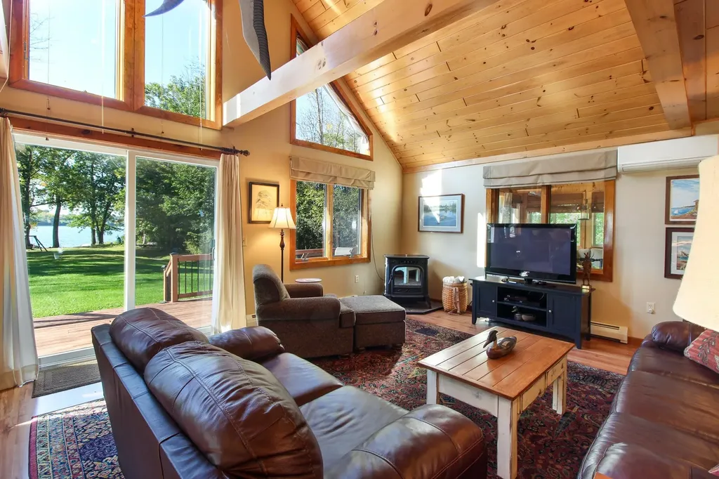 8069 Us Route 2 North Hero VT 05474