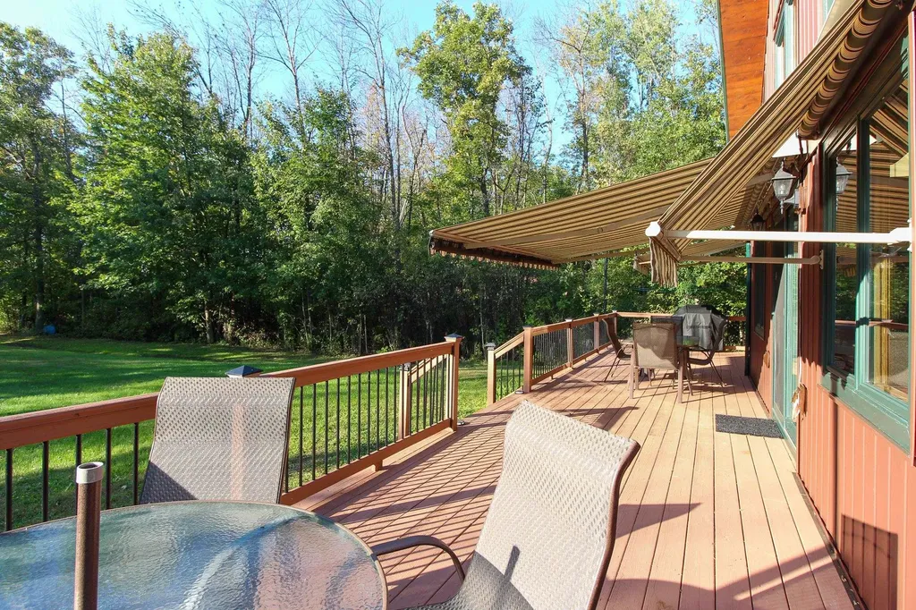 8069 Us Route 2 North Hero VT 05474