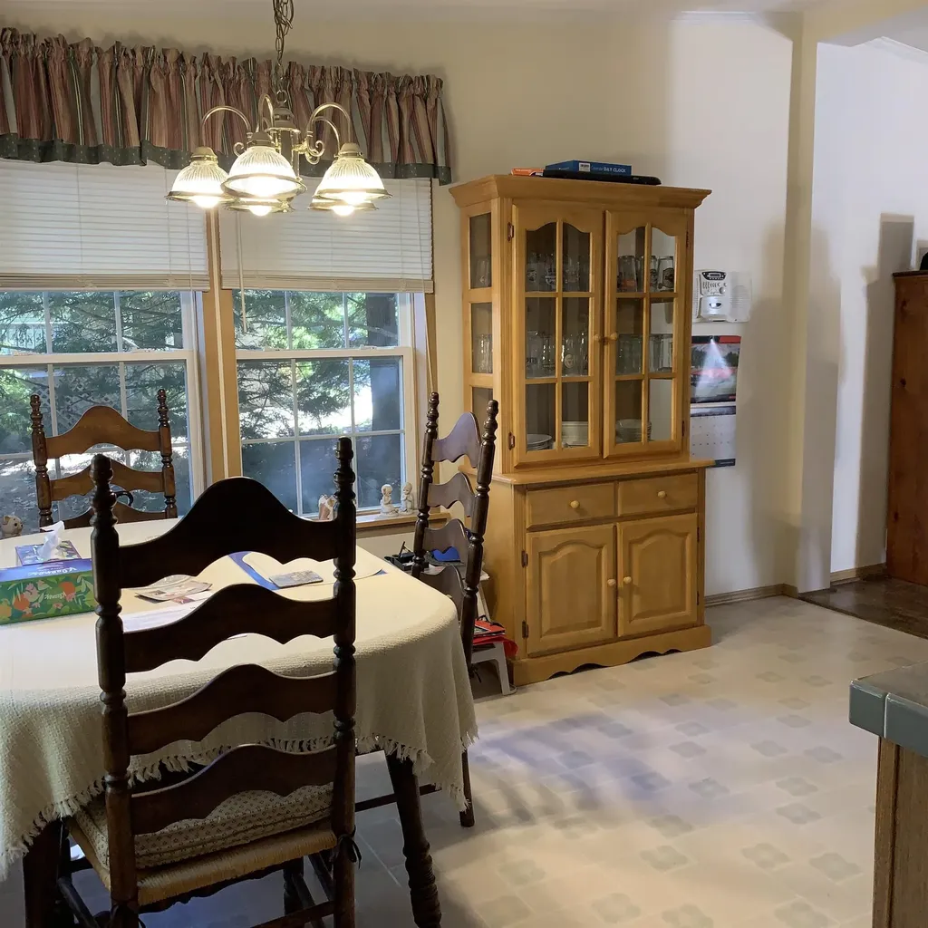 9 Lark Lane Rochester NH 03868-0000