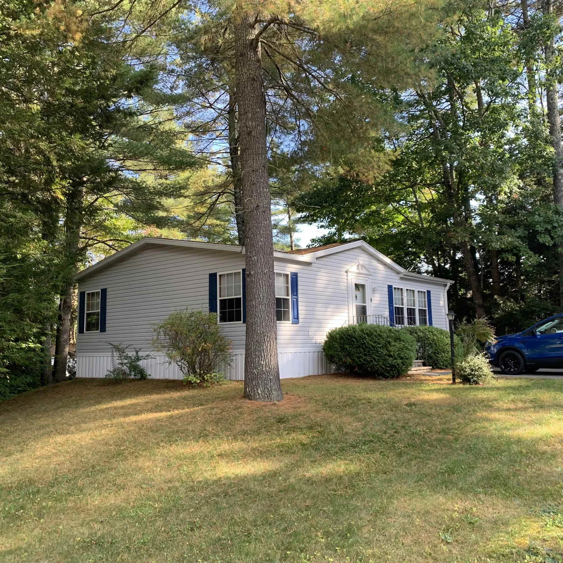 9 Lark Lane Rochester NH 03868-0000