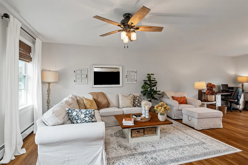 6 N Gardens Lane Milton VT 05468