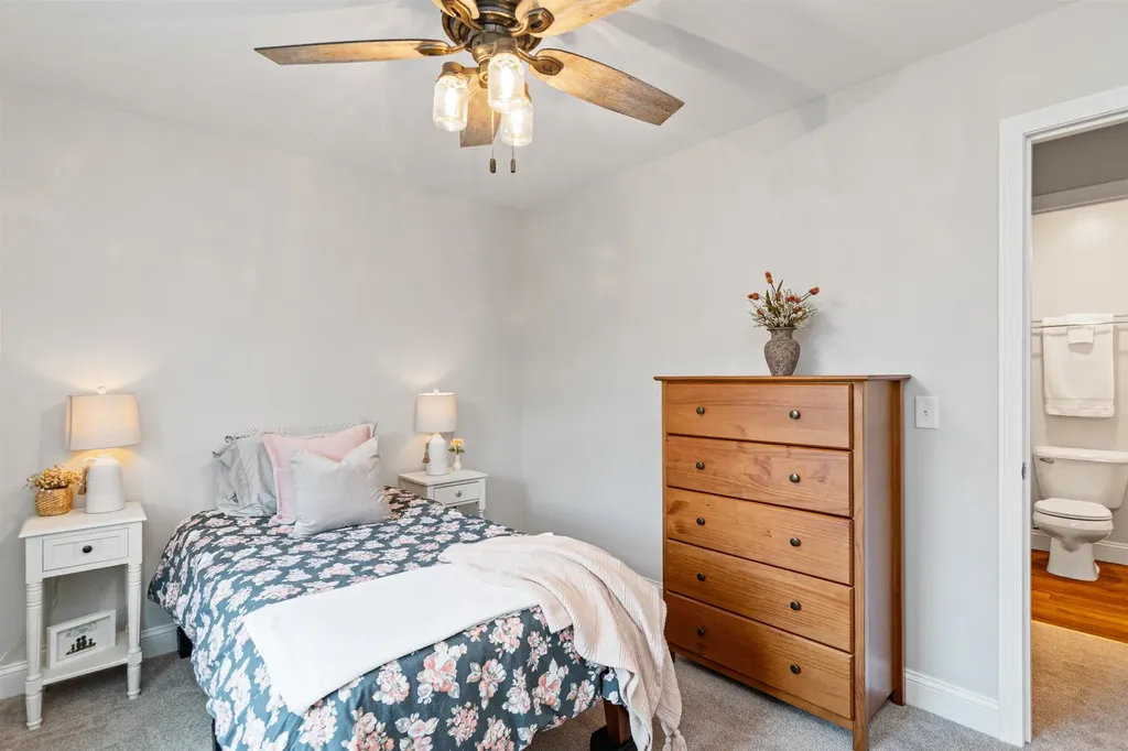 6 N Gardens Lane Milton VT 05468