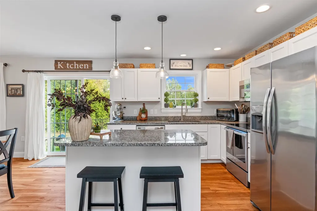 6 N Gardens Lane Milton VT 05468