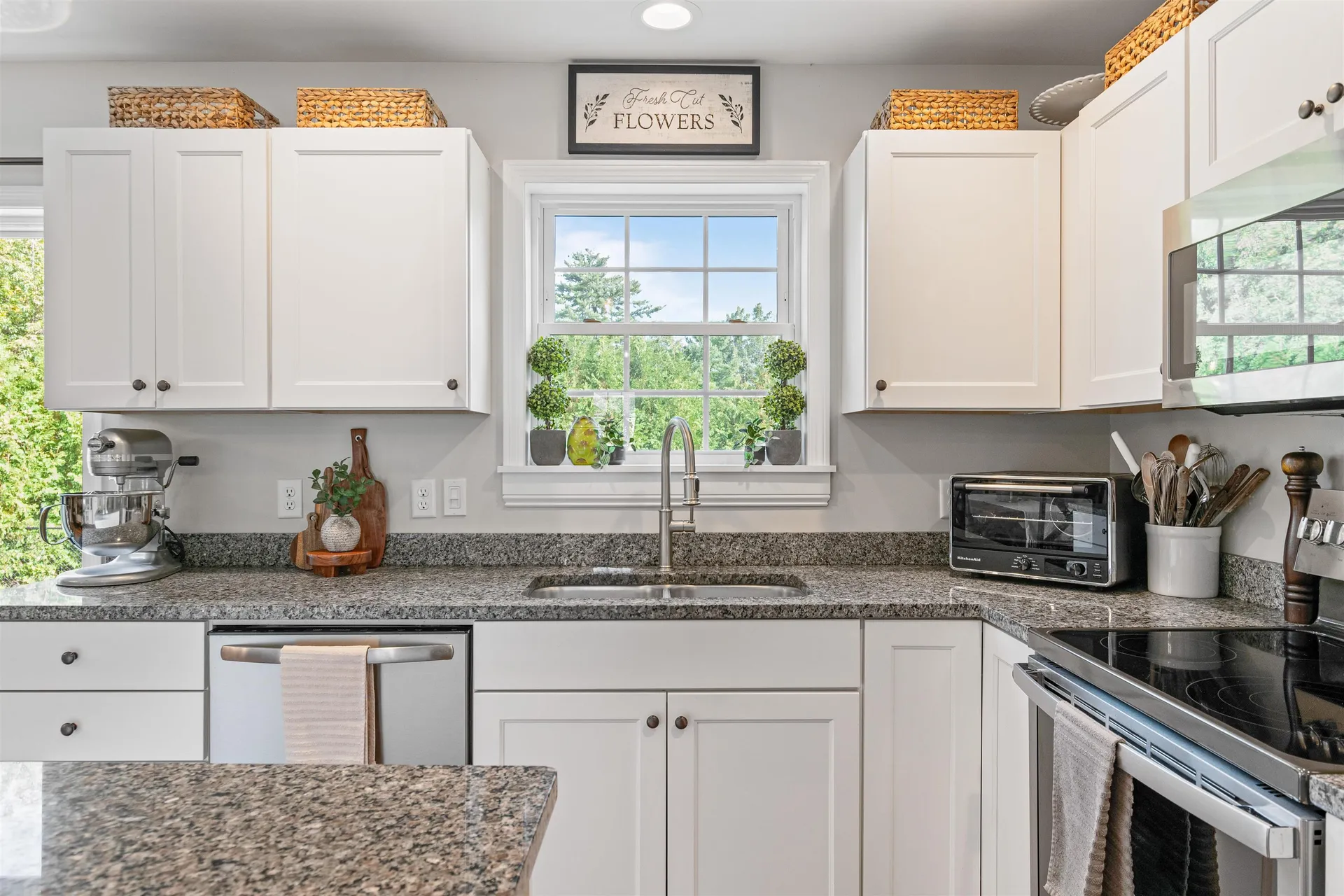 6 N Gardens Lane Milton VT 05468