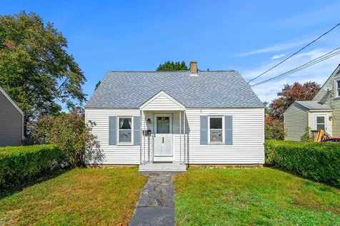 134 Dewey Street Manchester NH 03103