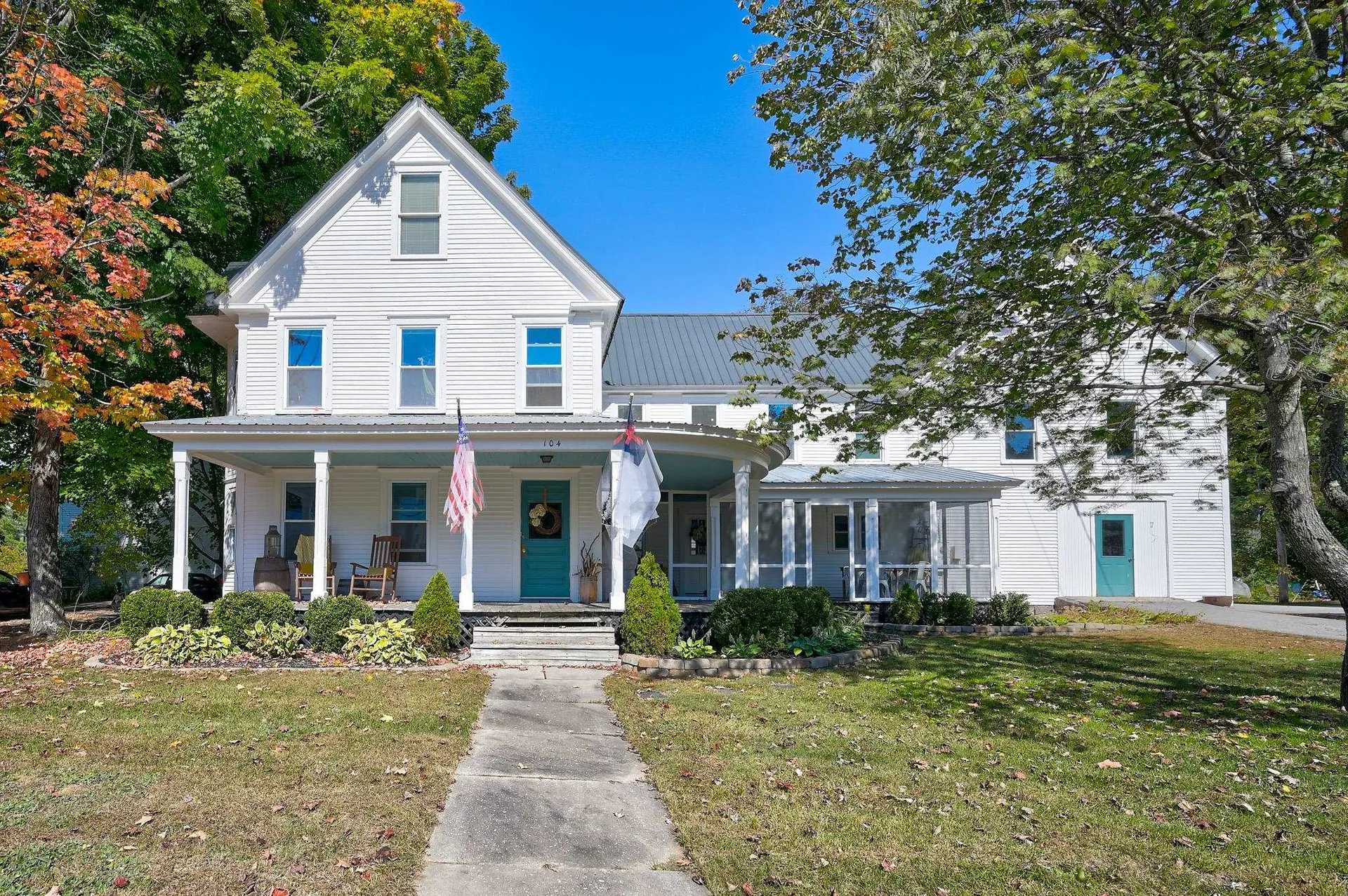 104 E Main Street Conway NH 03818