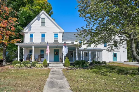 104 E Main Street Conway NH 03818