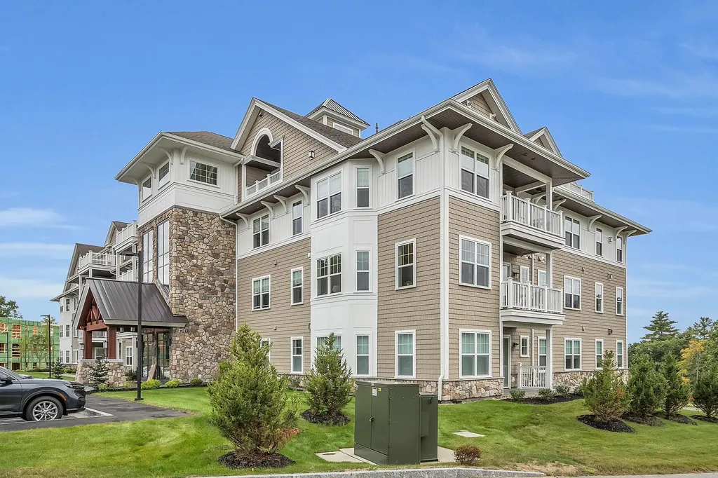 3 Longview Drive Atkinson NH 03811